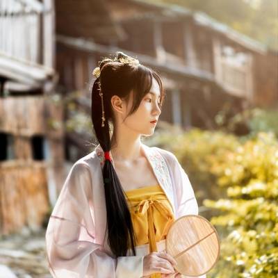 汉服模特