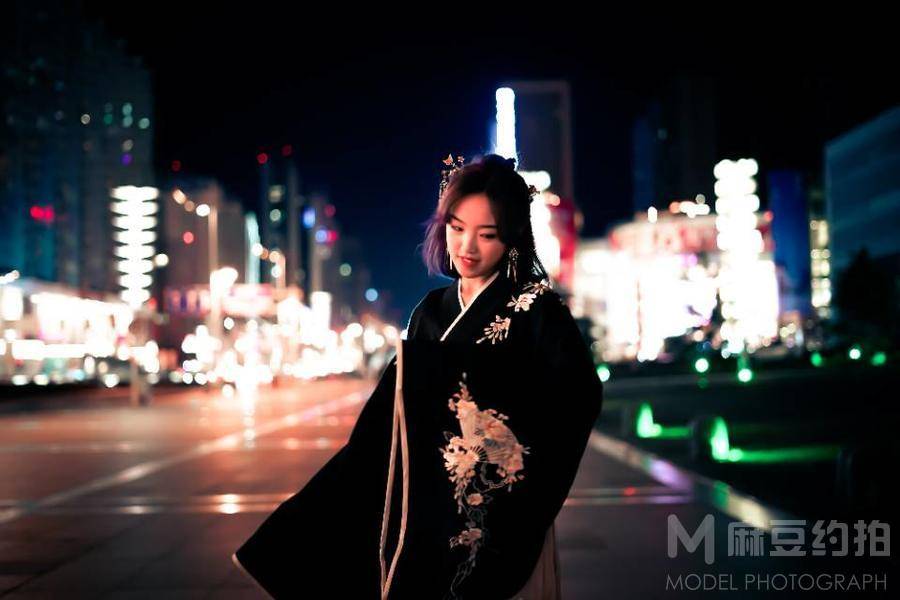 汉服模特