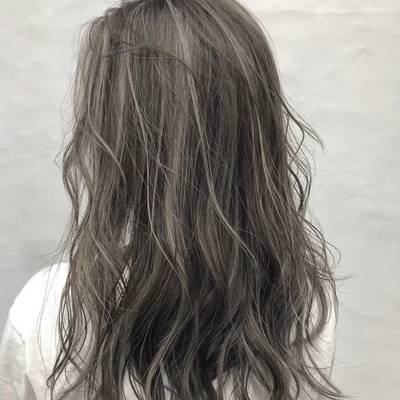 黑白模特
