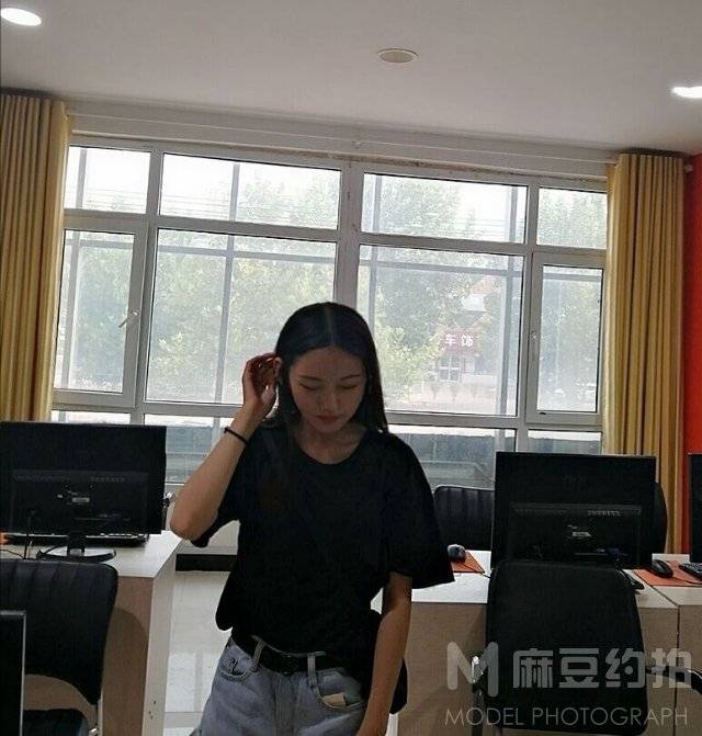 校园模特
