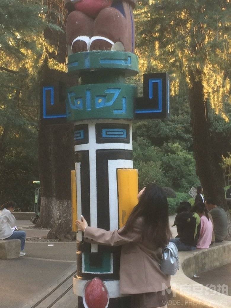 校园模特