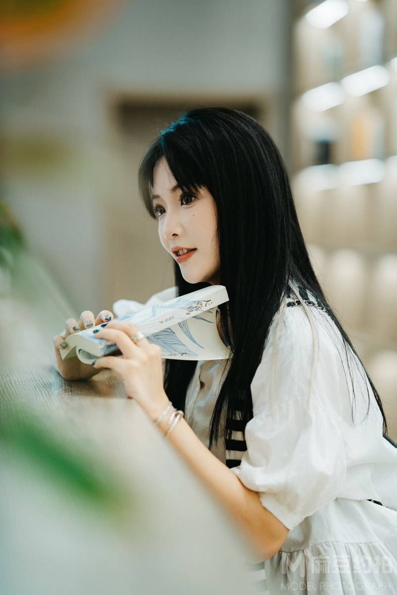 胶片模特