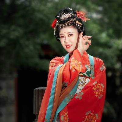 汉服模特