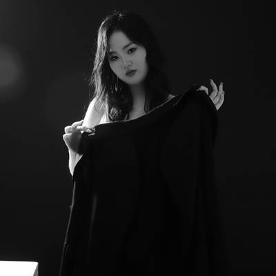 黑白模特