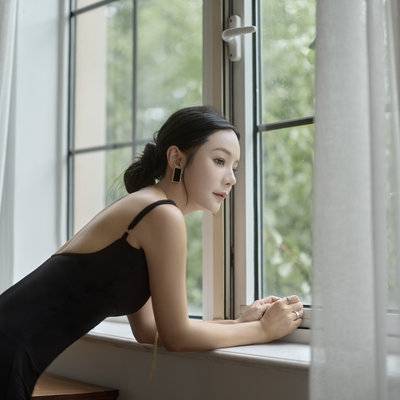 黑白模特