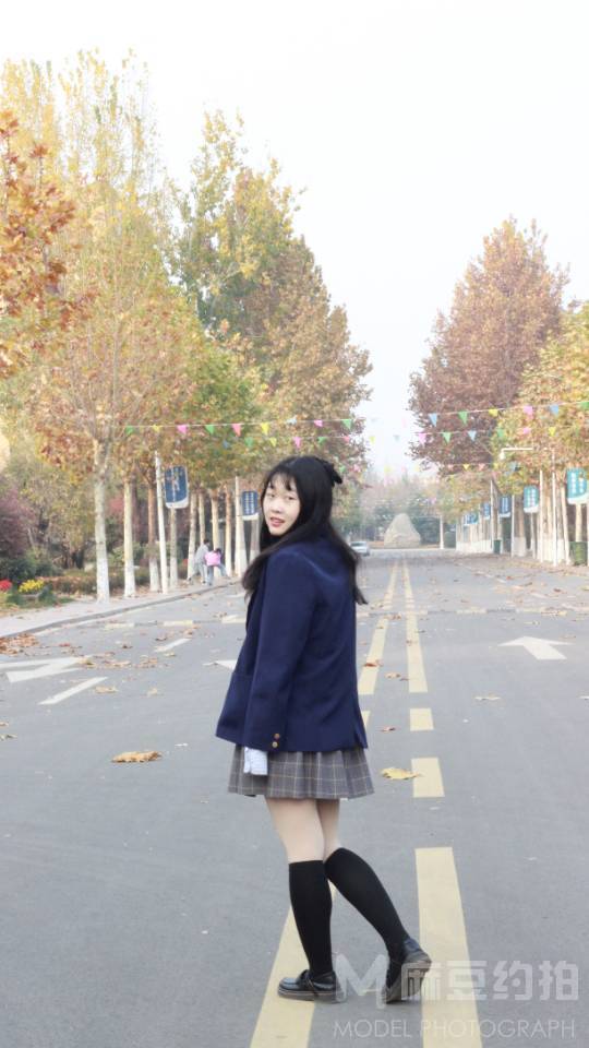校园模特