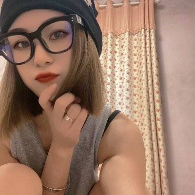 黑白模特