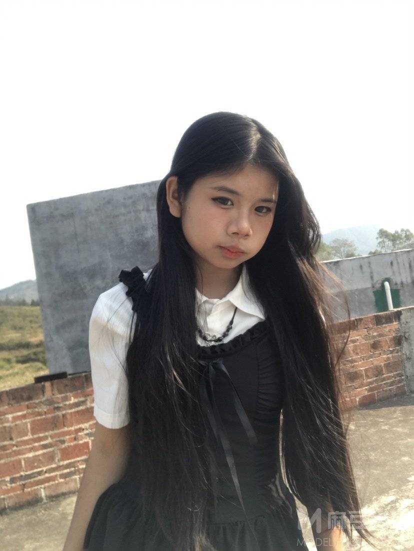 纪实模特