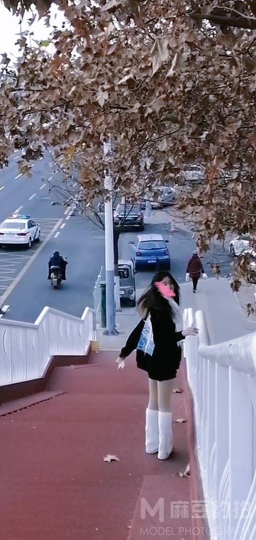 胶片模特
