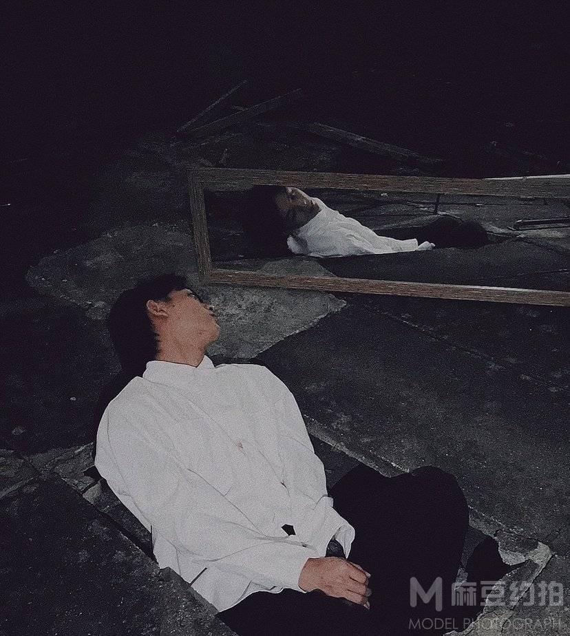 暗黑模特