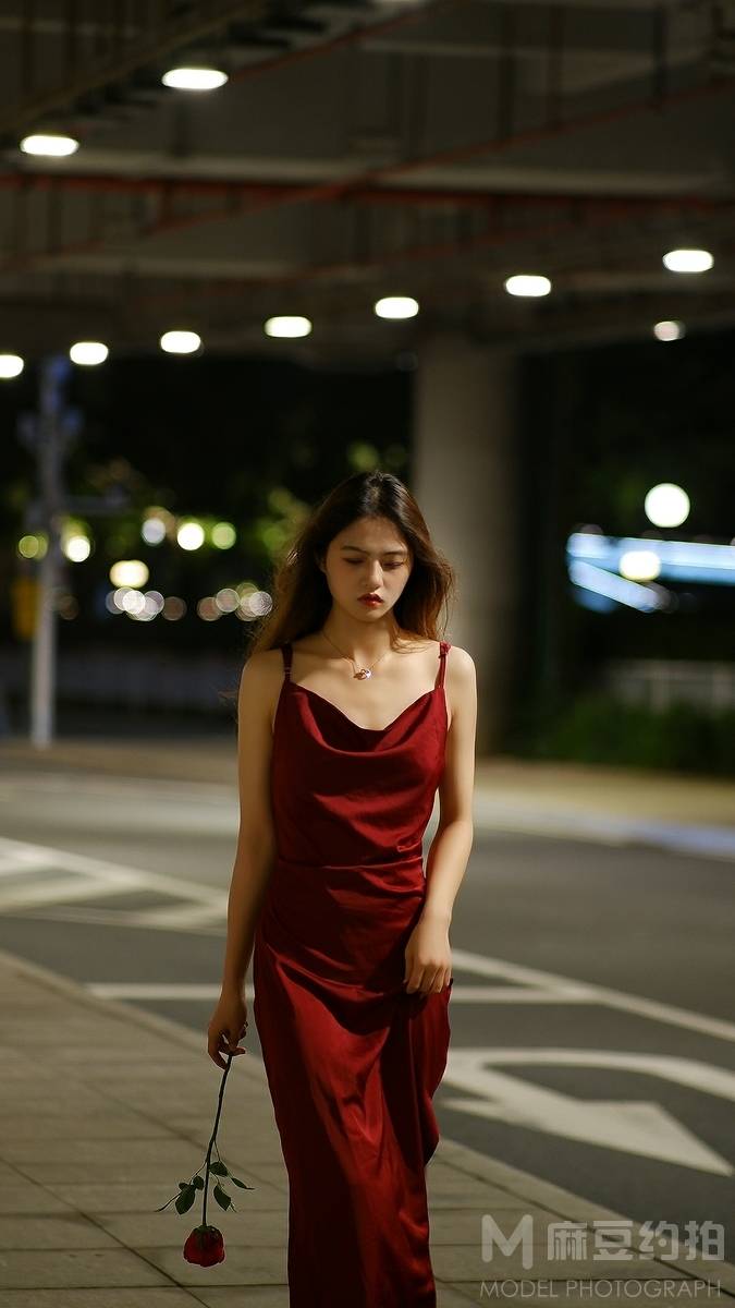 夜景模特