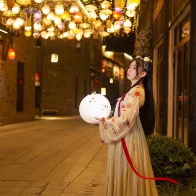 汉服模特