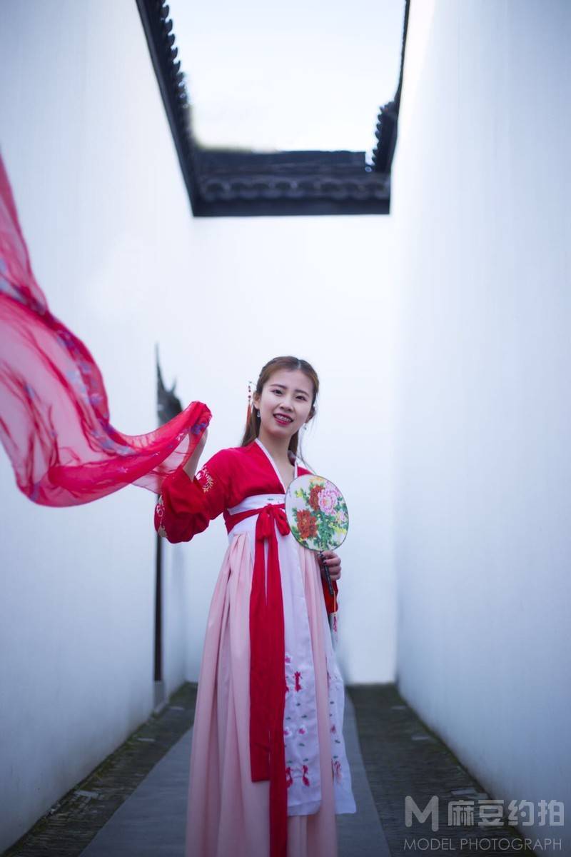 汉服模特