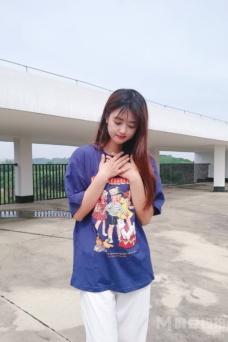少女模特