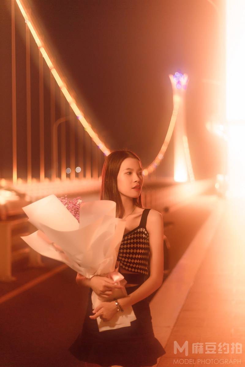夜景模特