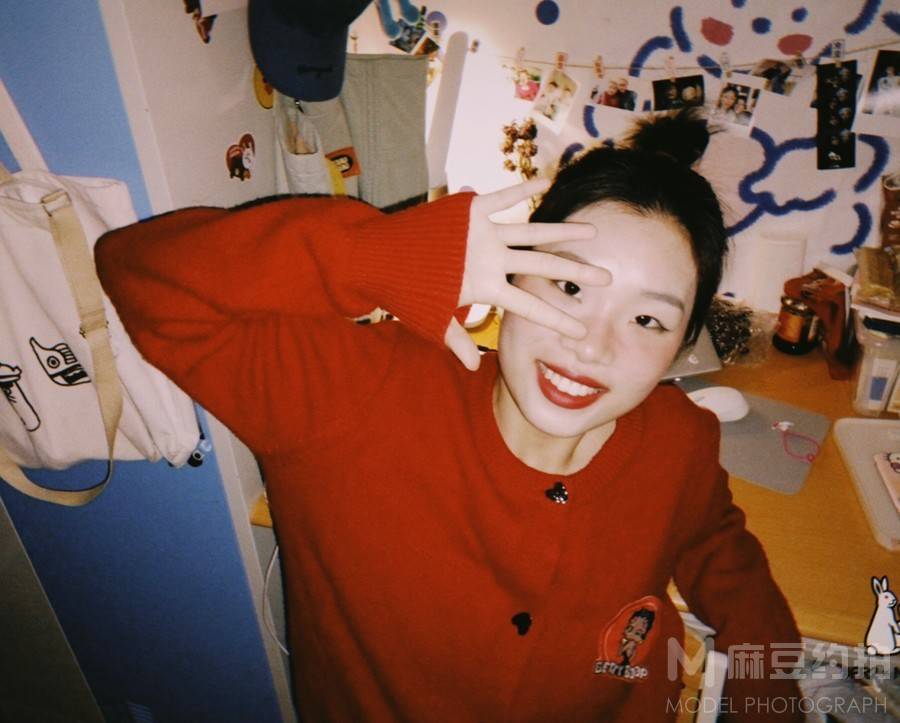 胶片模特