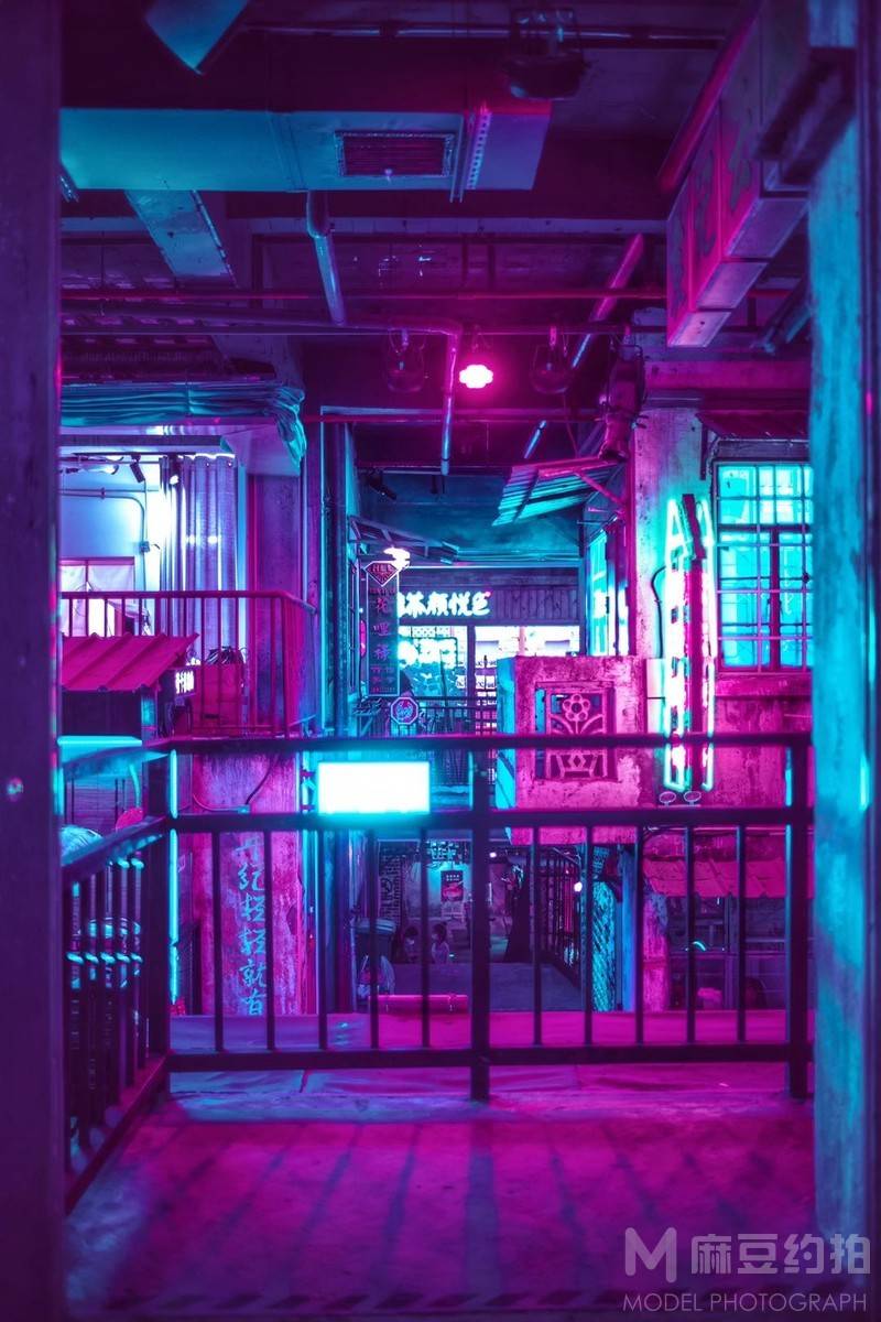 夜景模特