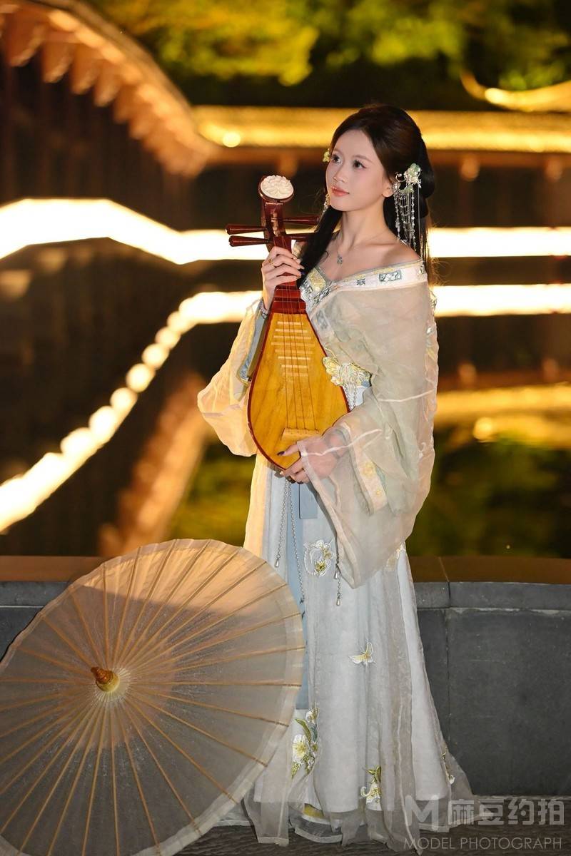 民国模特