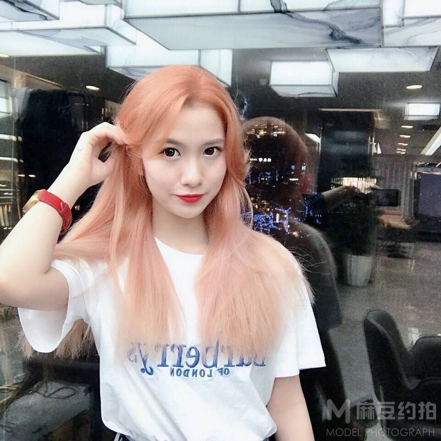 时尚模特