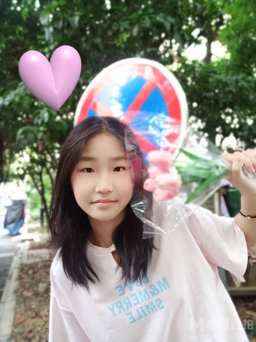 清新模特