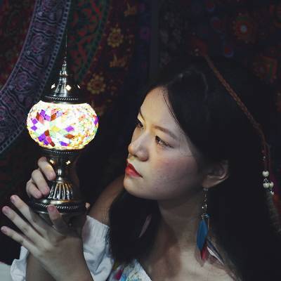 情绪模特