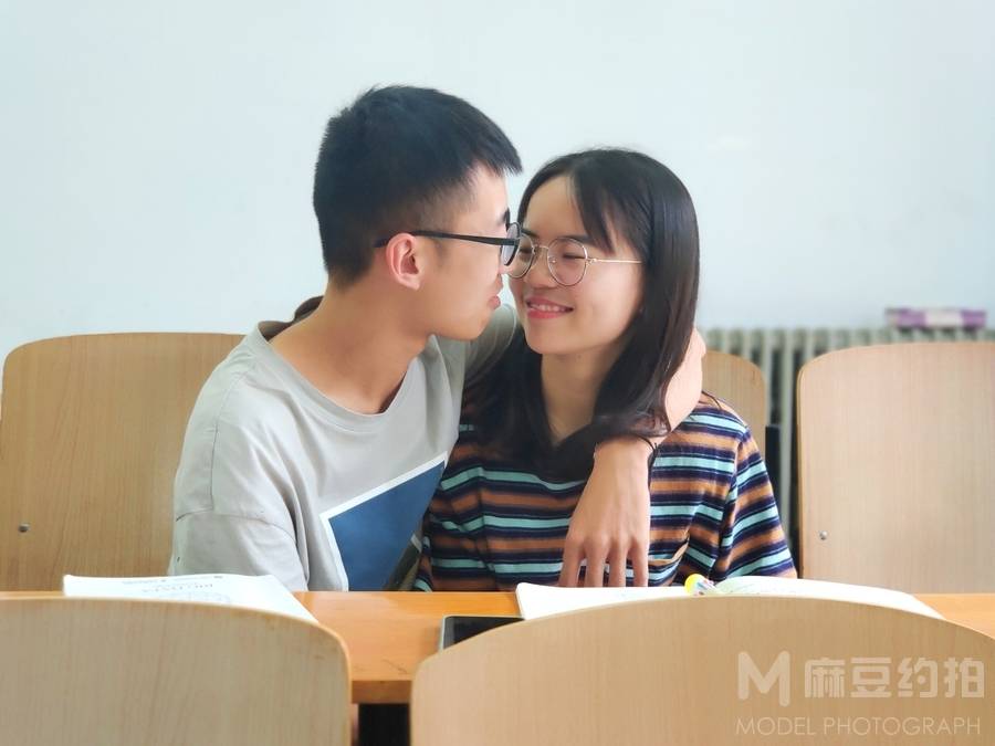 情侣模特