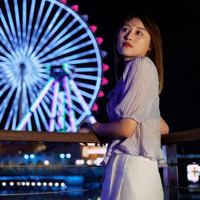 夜景模特