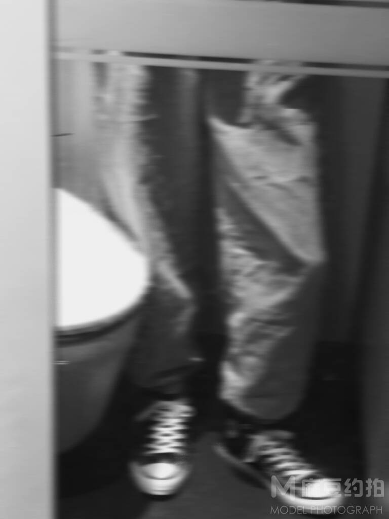 黑白模特