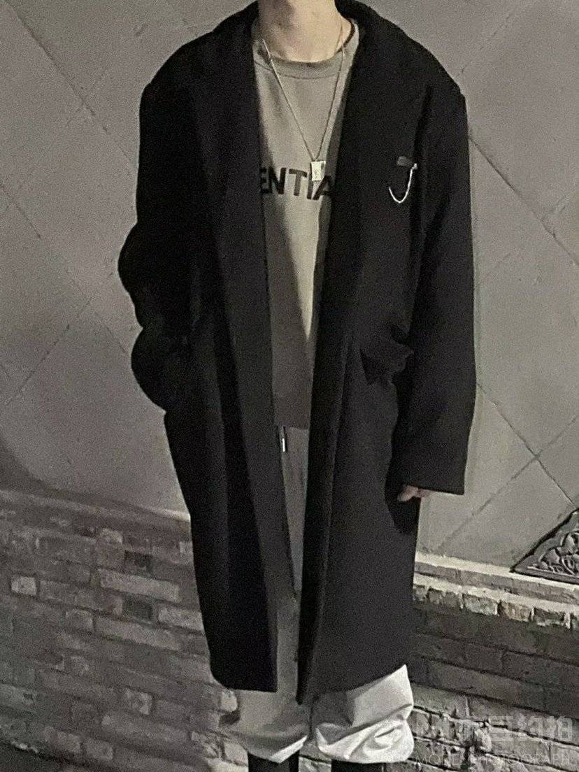 黑白模特