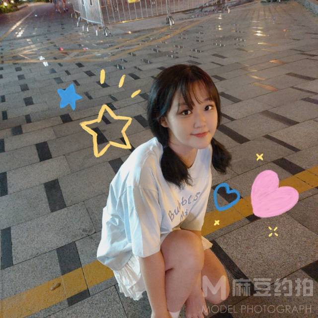 校园模特