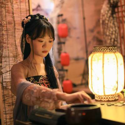 汉服模特