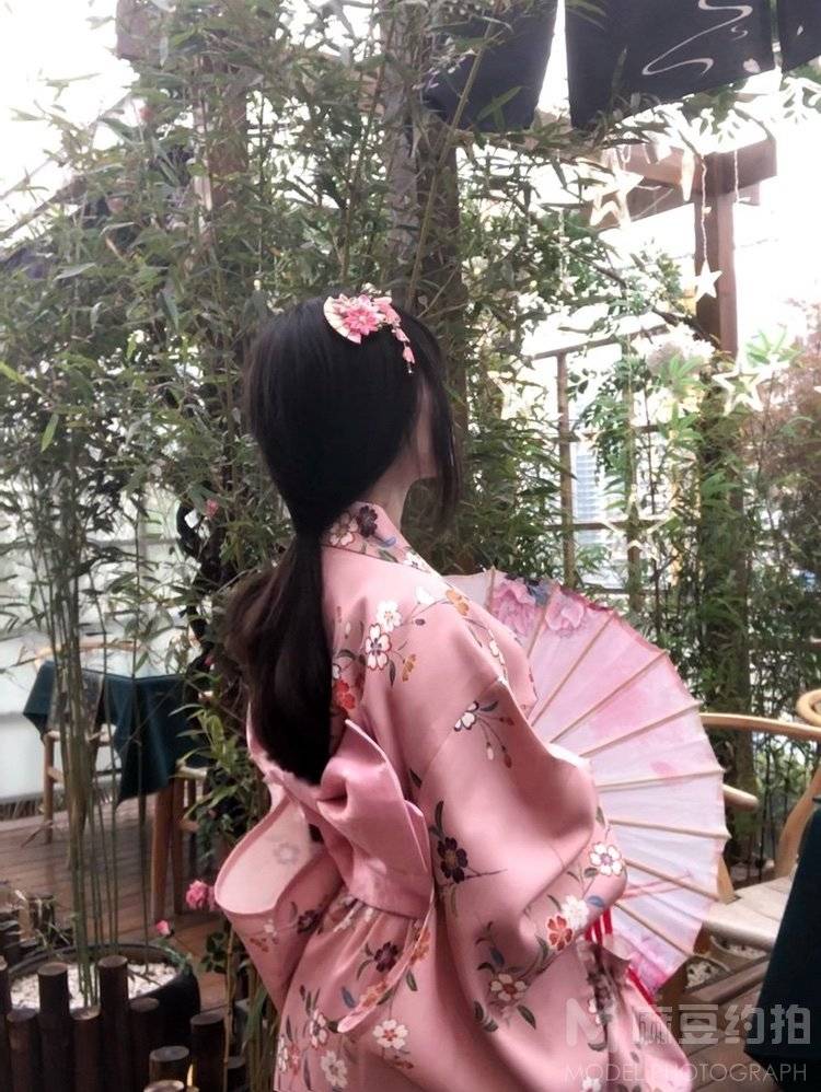 和服模特