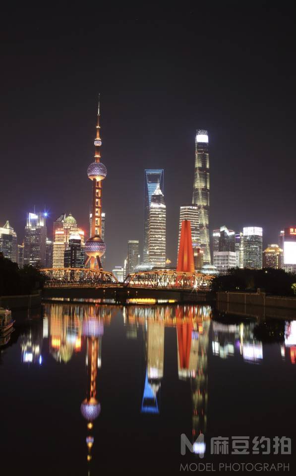 夜景模特