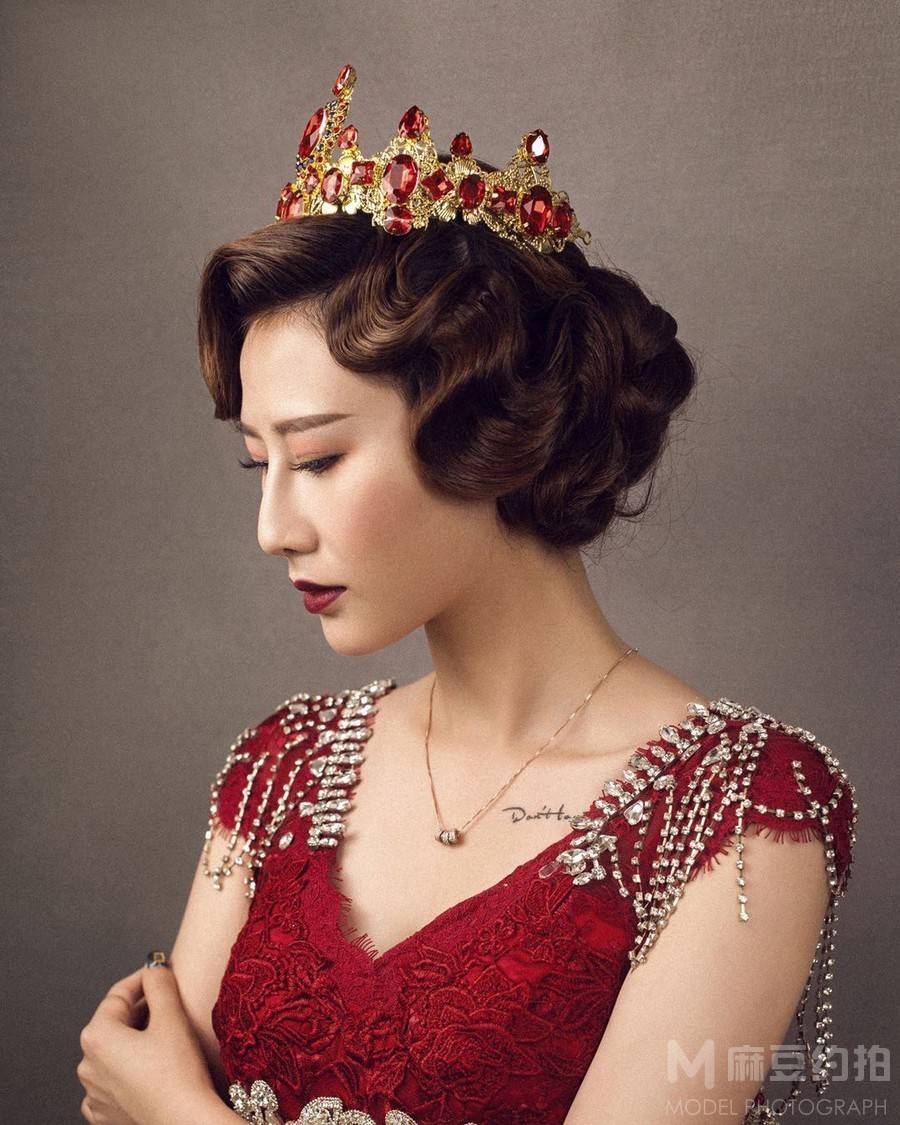 妆容模特
