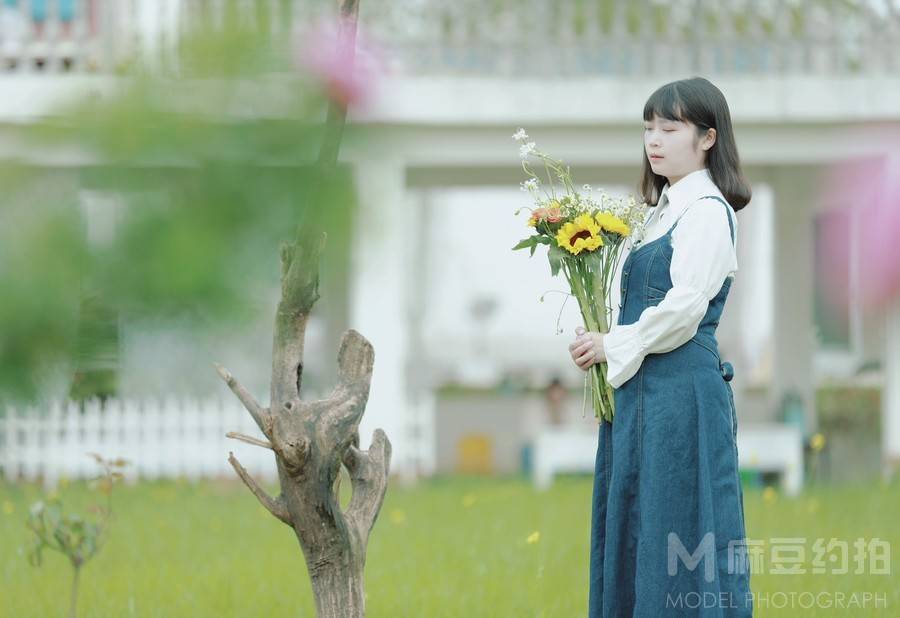 校园模特