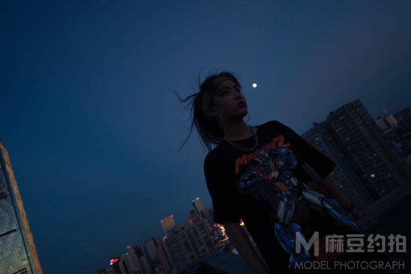 夜景模特