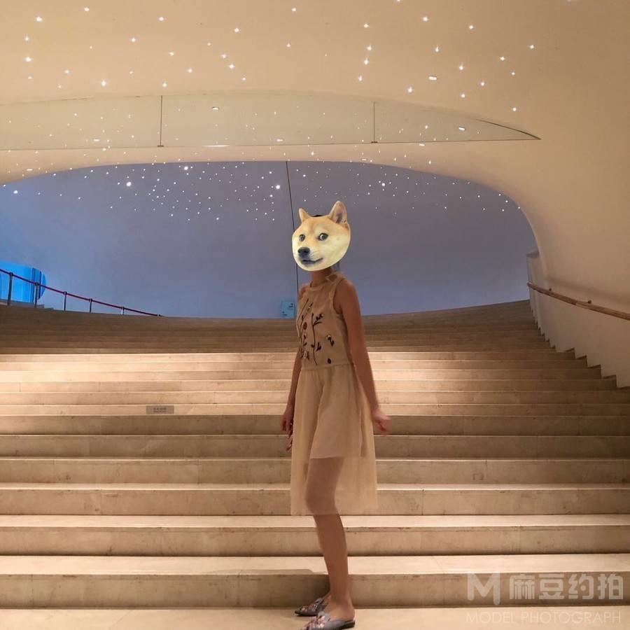 妆容模特