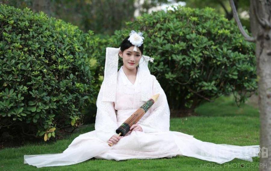 校园模特