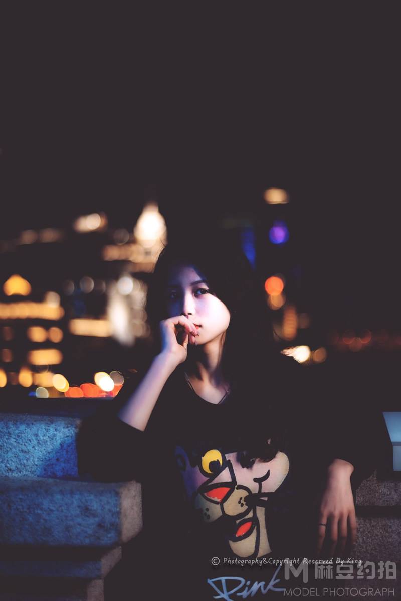 夜景模特