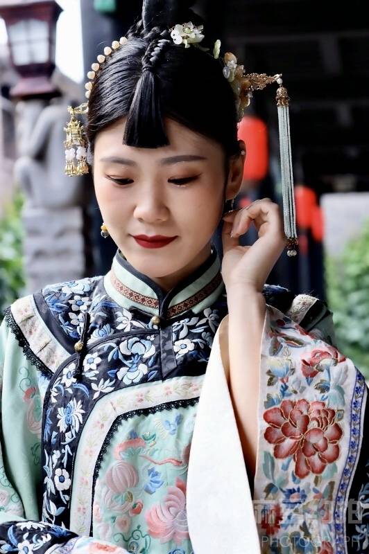 汉服模特