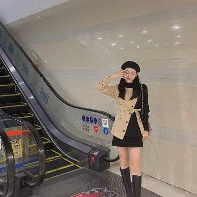 黑白模特