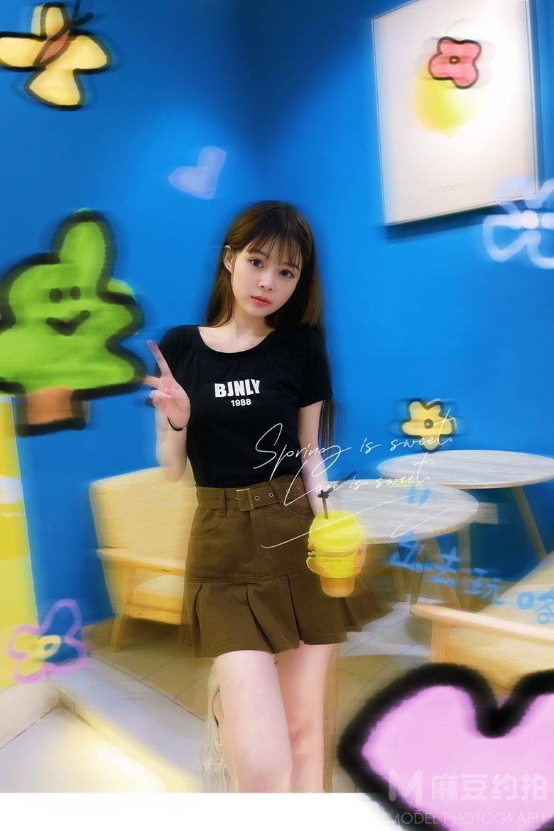 校园模特