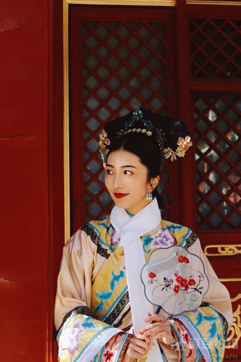 妆容模特