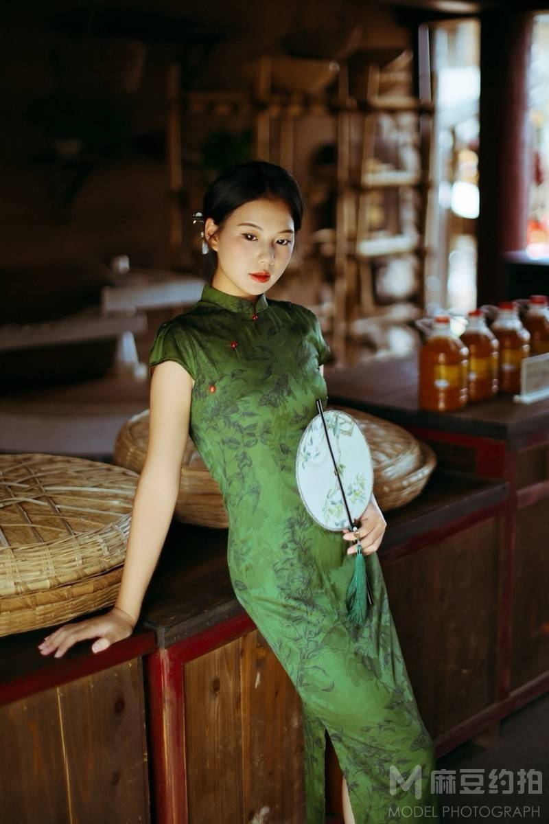 民国模特