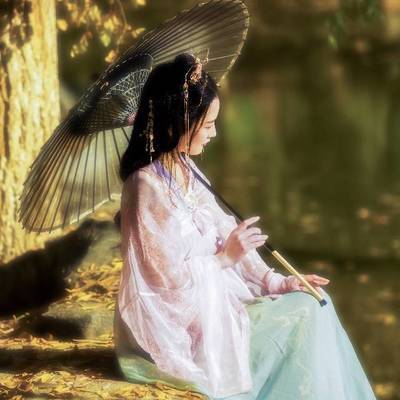 汉服模特