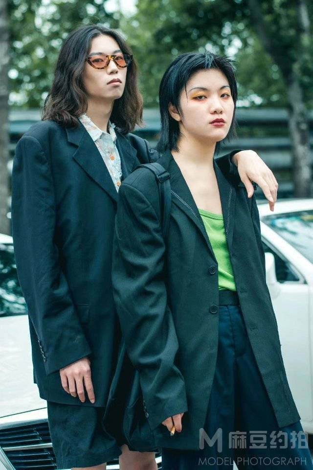 情绪模特