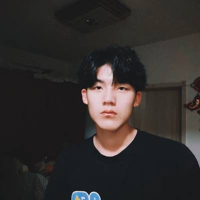 宝丽来模特