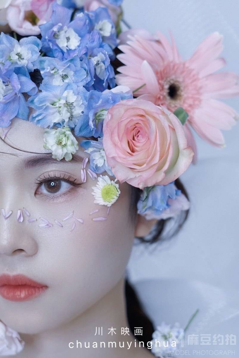 妆容模特