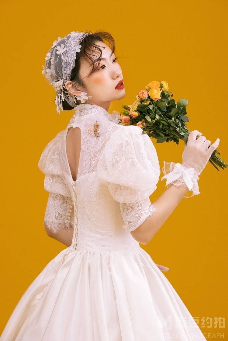胶片模特