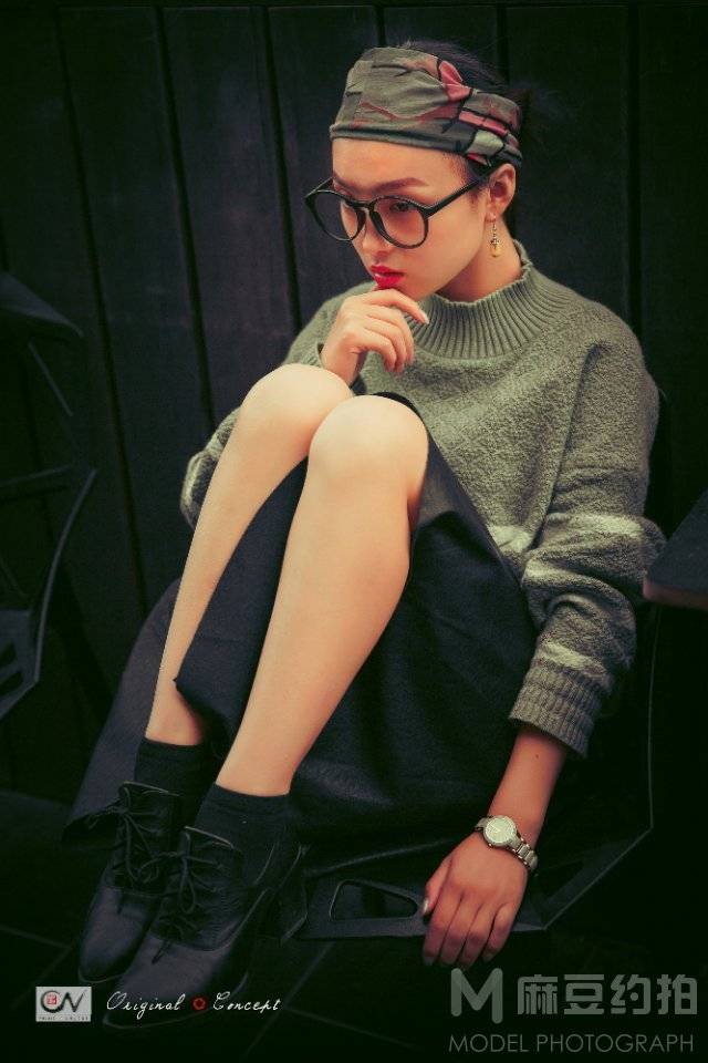 情绪模特